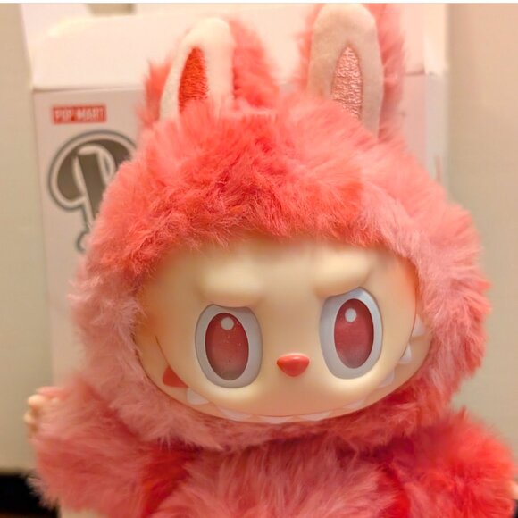 New Pop Mart Big Into Energy Vinyl Plush LOVE - Picture 4 of 4